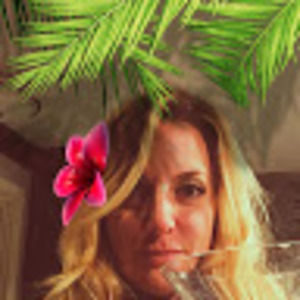 Meet your Posher, Becky